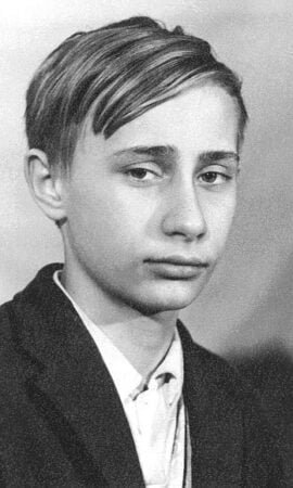 Zdjęcie Władimira Putina w wieku 14 lat, na którym Wiera i mieszkańcy Metheki rozpoznawali Wowę