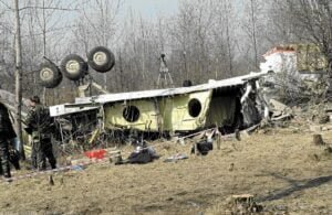 Wrak rozbitego samolotu Tu-154M w Smoleńsku